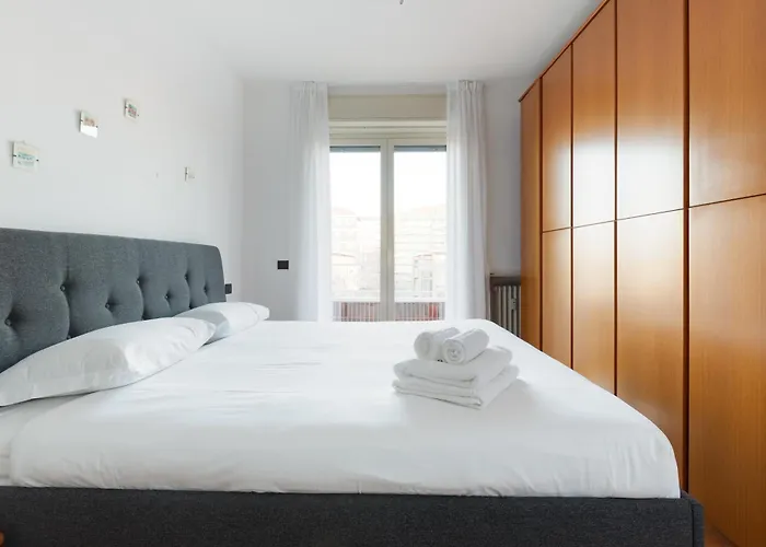 Apartament Guesthost - Milano- Lorenteggio Balcony *